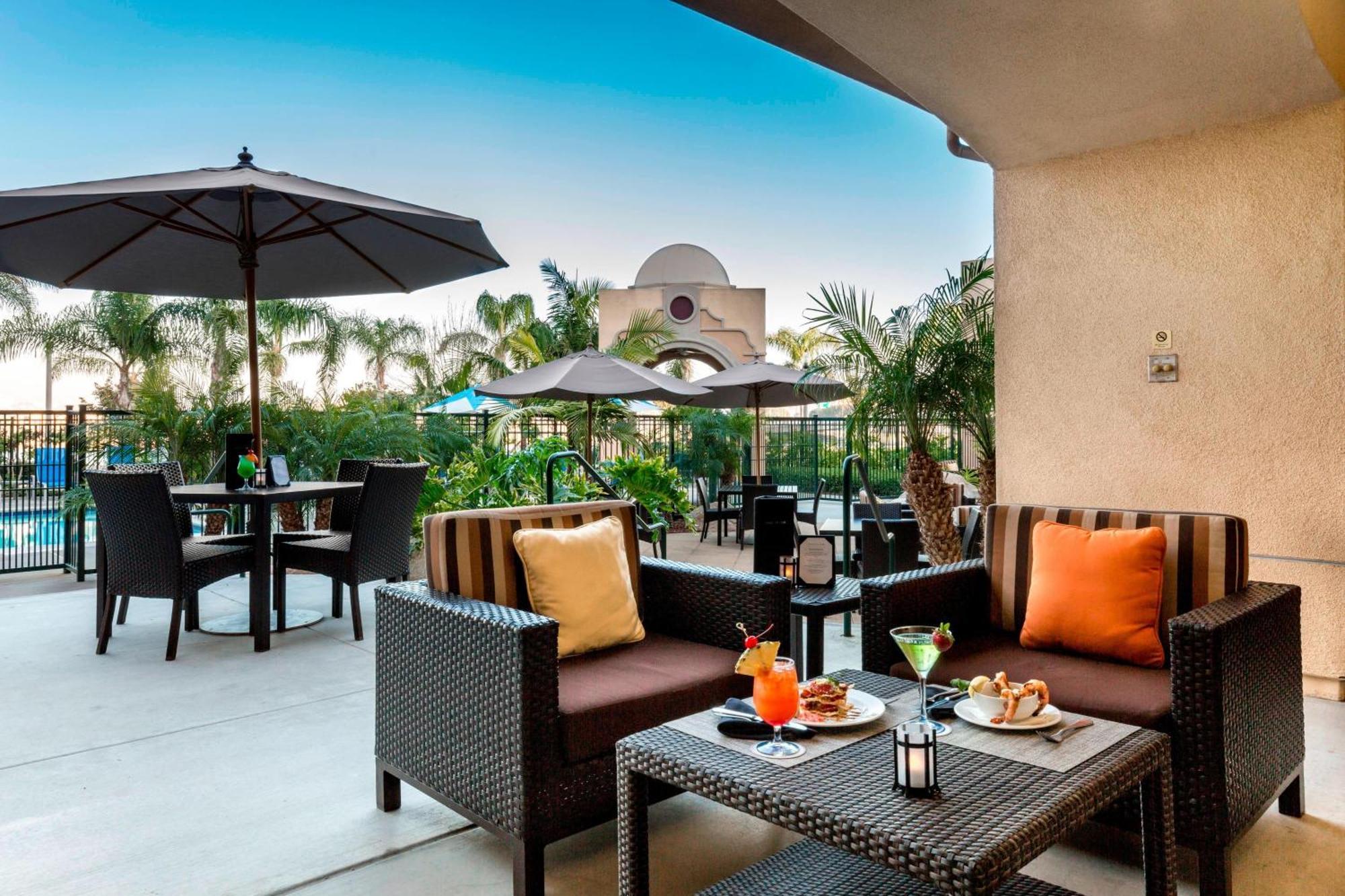 Courtyard San Diego Airport/Liberty Station Exterior photo